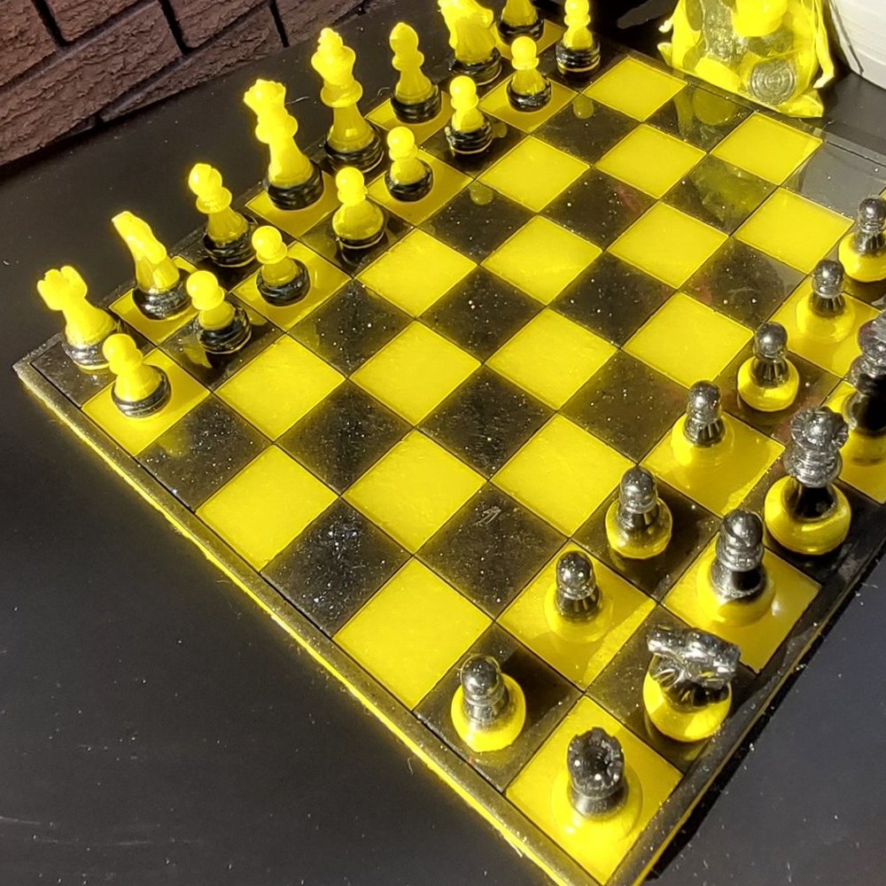Checkers and Chessboard Set - Picture 6 of 10